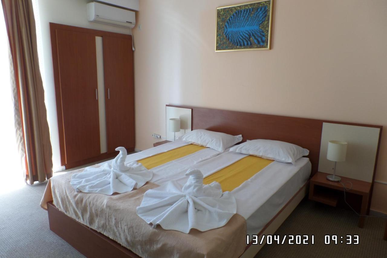 Hotel Metropol Mamaia Buitenkant foto